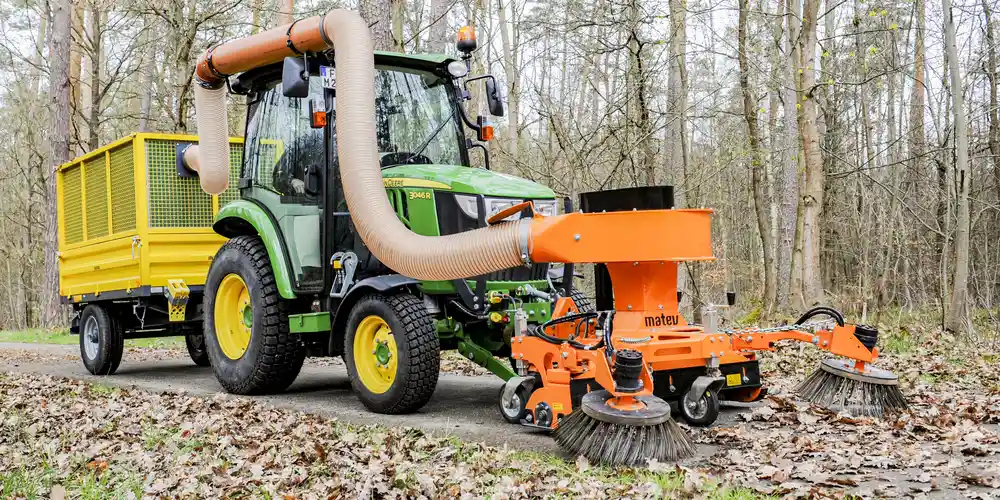 Matev tractor-mounted vacuum nozzle and collection system